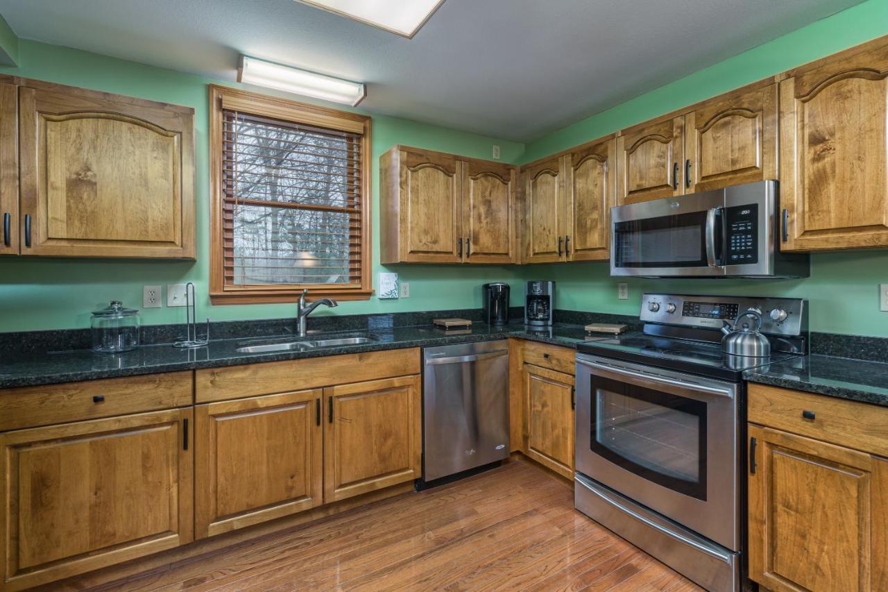 North Ridge Place Brand New Log Cabin With Hot Tub Great Location Sevierville Zewnętrze zdjęcie